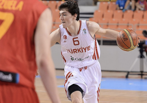 Cedi Osman Turquia