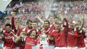 O Ano passado foi assim. Conseguirão os Gunners repetir este feito pela 12ª vez?