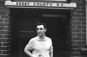 Foi no Derby County que Brian Clough começou a dar nas vistas e a mostrar trabalho
