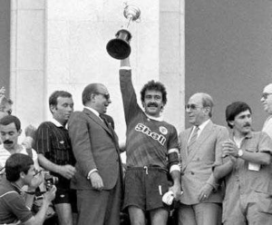 Manuel Bento com a Taça de Portugal