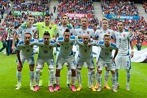 Tal como País de Gales, a Eslováquia alcançou, pela primeira vez na sua história, a fase de grupos de um Europeu.