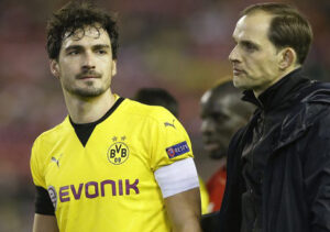Hummels tinha comunicado ao Dortmund que queria sair e agora o destino é ofical Hummels tinha comunicado ao Dortmund que queria sair e agora o destino é ofical
