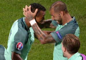 O talismã Quaresma volta a ser o homem certo no lugar certo quando mais a equipa precisa dele. O talismã Quaresma volta a ser o homem certo no lugar certo quando mais a equipa precisa dele.