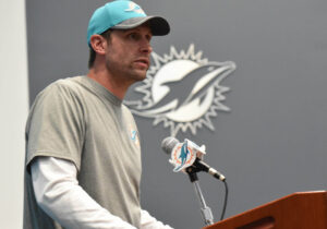 Adam Gase é motivo de grande entusiasmo em Miami e a equipa tem muita margem de progressão. Adam Gase é motivo de grande entusiasmo em Miami e a equipa tem muita margem de progressão.