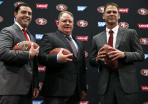 Kelly é um treinador de vai ou racha. Se pegar em San Francisco pode ser lendário mas o falhanço pode arruinar a sua reptutação. Kelly é um treinador de vai ou racha. Se pegar em San Francisco pode ser lendário mas o falhanço pode arruinar a sua reptutação.