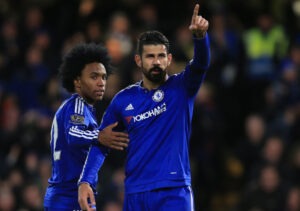 O espano-brasileiro voltou a salvar o Chelsea nos minutos finais, numa altura em que talvez já merecesse o segundo amarelo. O espano-brasileiro voltou a salvar o Chelsea nos minutos finais, numa altura em que talvez já merecesse o segundo amarelo.