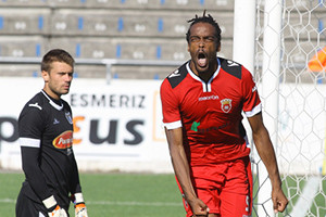 Penafiel goleia Famalicão e avança na prova.