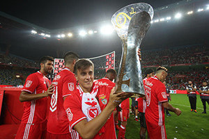O jovem argentino somou o seu 1º título ao serviço do Benfica.