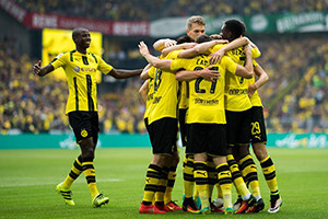 Festa Auri-Negra em Dortmund, com um triunfo sonante de 6-0.