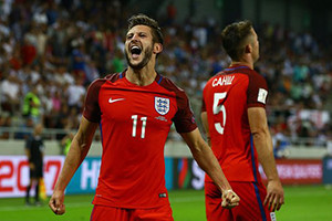 Lallana garante os 3 pontos aos ingleses com um golo aos mesmo em cima do final da partida