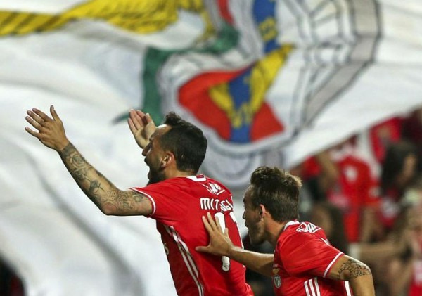 mitroglou-benfica