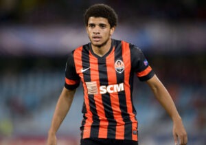 Taison é um dos craques canarinhos da equipa do Shakhtar taison-shakhtar-donetsk