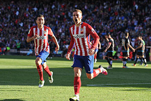 Griezmann bisa na partida e Atlético Madrid goleia fora de portas.