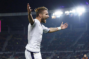 Ciro Immobile bisa contra a Macedónia e garante os 3 pontos para os italianos.