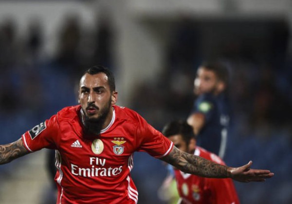 mitroglou-benfica