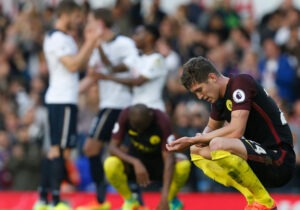 É inevitável destacar a queda do City mas o mérito vai todo para uma exibição irrepreensível dos Spurs.