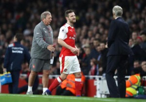 Três semanas de ausência de Mustafi neste calendário apertado da quadra festiva pode ser comprometedora para o Arsenal.