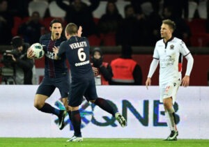 Cavani fundamental para chegar ao empate