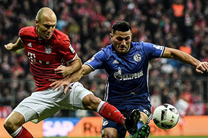 Schalke consegue empate na Allianz Arena