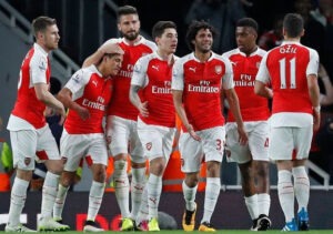 Vencer não chega para os Gunners, precisam que os rivais tropecem. Vencer não chega para os Gunners, precisam que os rivais tropecem.