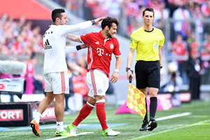 Bernat dedicou o golo ao colega de equipa, e compatriota, Thiago Alcântara.