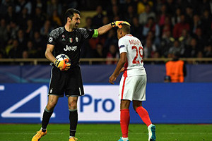 Em 100 jogos na Liga dos Campeões, Buffon manteve a sua baliza intocável em 60.
