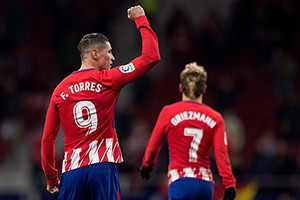 Primeiro golo de Fernando Torres esta temporada, para o campeonato espanhol.