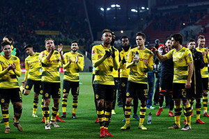 Oito jogos depois, Dortmund regressa às vitórias na Bundesliga.