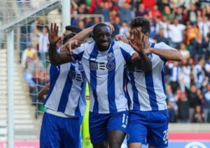 Marega marca na Madeira