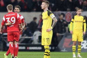 Dortmund escorrega e vê rivais aproximarem-se na tabela.